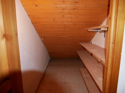 kleiner Abstellraum neben der Wohnung